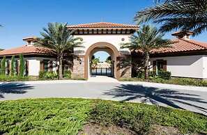 Solterra Resort!! Spacious House With Game Room, Private Pool and Movi