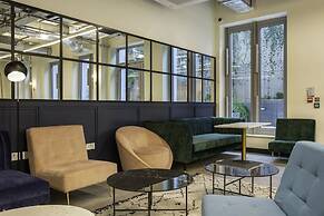 Student Only Great Court