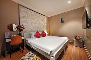 Pink Boutique Ben Thanh Hotel