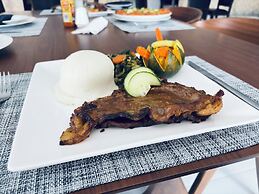 Dikukama Executive Hotel