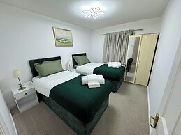 2 Bed-2 Bath-town Centre-free Parking