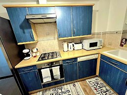 2 Bed-2 Bath-town Centre-free Parking