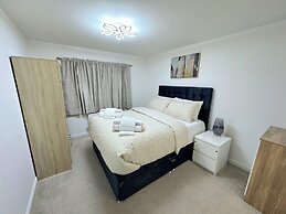 2 Bed-2 Bath-town Centre-free Parking