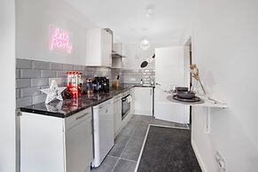Leicester - Apartment - Sleeps 2 - 97ws