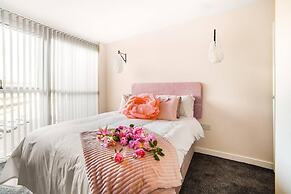 Leicester - Apartment - Sleeps 2 - 97ws