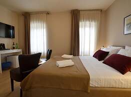 Tranquil Getaway With Shared Pool in Bale