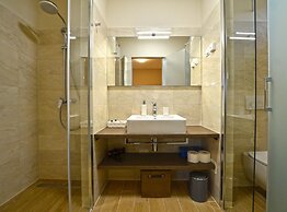 Tranquil Getaway With Shared Pool in Bale