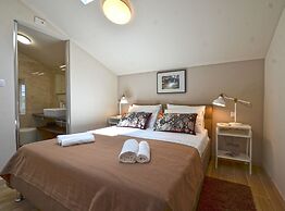 Tranquil Getaway With Shared Pool in Bale