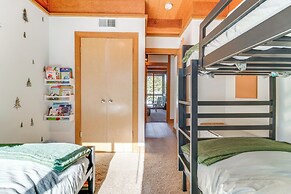8 Mi to Lake Tahoe: Spacious Northstar Condo!