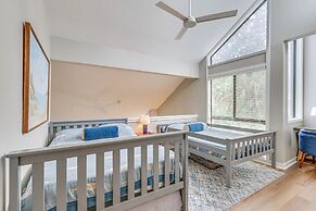 Walk to Community Beach: Coastal Carolina Condo