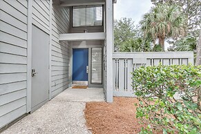 Walk to Community Beach: Coastal Carolina Condo