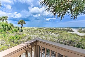 Walk to Community Beach: Coastal Carolina Condo