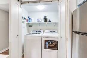 Walk to Community Beach: Coastal Carolina Condo