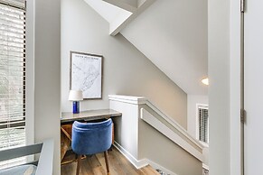 Walk to Community Beach: Coastal Carolina Condo