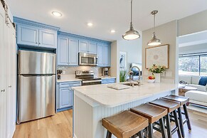 Walk to Community Beach: Coastal Carolina Condo