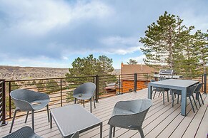 Walk to Trail: 'lookout Landing' Newly Built Home!