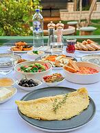 ACC Olives Hotel & Restaurant