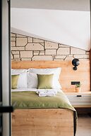 ACC Olives Hotel & Restaurant