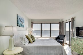 Walk to Beach: Emerald Isle Condo w/ Ocean View!