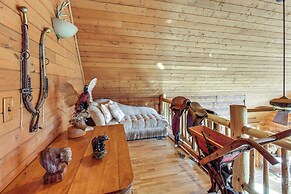 Reel in Fish, Relax By Fire: Mcminnville Cabin