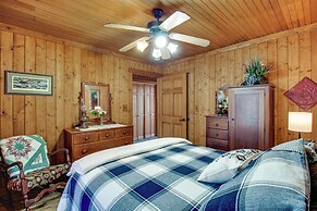 Reel in Fish, Relax By Fire: Mcminnville Cabin