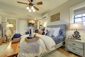 Mtn Views & Fire Pit: Couple's Escape in Mars Hill