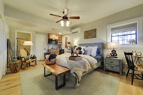 Mtn Views & Fire Pit: Couple's Escape in Mars Hill