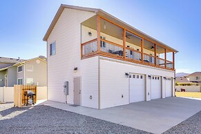 2 Mi to Dinosaur Journey Museum: Mtn-view Haven!