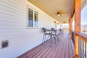 2 Mi to Dinosaur Journey Museum: Mtn-view Haven!