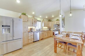 2 Mi to Dinosaur Journey Museum: Mtn-view Haven!