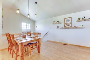 2 Mi to Dinosaur Journey Museum: Mtn-view Haven!