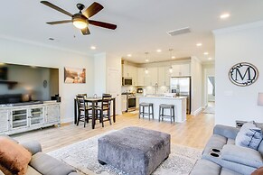 Lake Greenwood Getaway w/ Docks & Waterfront Views