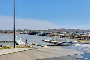 Lake Greenwood Getaway w/ Docks & Waterfront Views