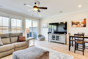 Lake Greenwood Getaway w/ Docks & Waterfront Views