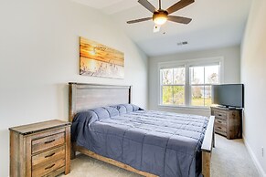 Lake Greenwood Getaway w/ Docks & Waterfront Views