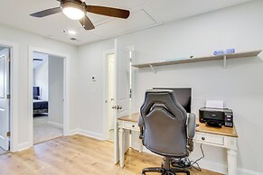 Lake Greenwood Getaway w/ Docks & Waterfront Views