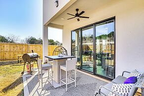 Walk to Lake: Modern Pet-friendly Home in Granbury