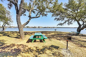 Walk to Lake: Modern Pet-friendly Home in Granbury