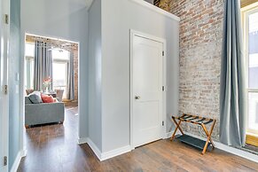 Loft-style Apt in Dtwn Monett: Pets Welcome!