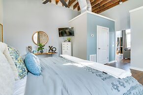 Loft-style Apt in Dtwn Monett: Pets Welcome!