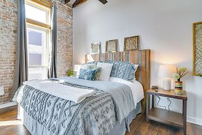 Loft-style Apt in Dtwn Monett: Pets Welcome!