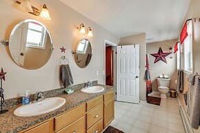 Game Room: Pet-friendly Rushville Retreat!