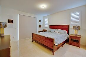 1 Mi to Heritage Lake Park: Duplex w/ Patio!
