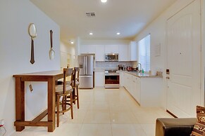 1 Mi to Heritage Lake Park: Duplex w/ Patio!