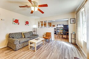 Fenced Yard & Mtn Views: Dog-friendly Superior Gem