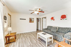 Fenced Yard & Mtn Views: Dog-friendly Superior Gem