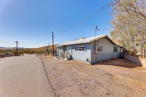 Fenced Yard & Mtn Views: Dog-friendly Superior Gem