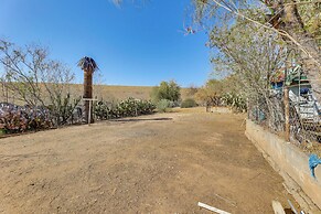 Fenced Yard & Mtn Views: Dog-friendly Superior Gem