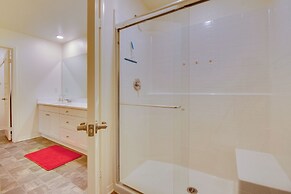Luxurious & Spacious Family Duplex in Menifee!