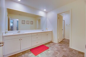 Luxurious & Spacious Family Duplex in Menifee!